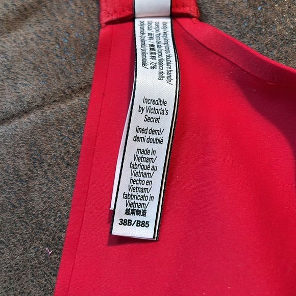 NWOT Incredible by Victoria Secret, Demi Bra, 38B. - Picture 10 of 10